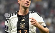  完美国际平民17顶级装备图 -九游网页登录